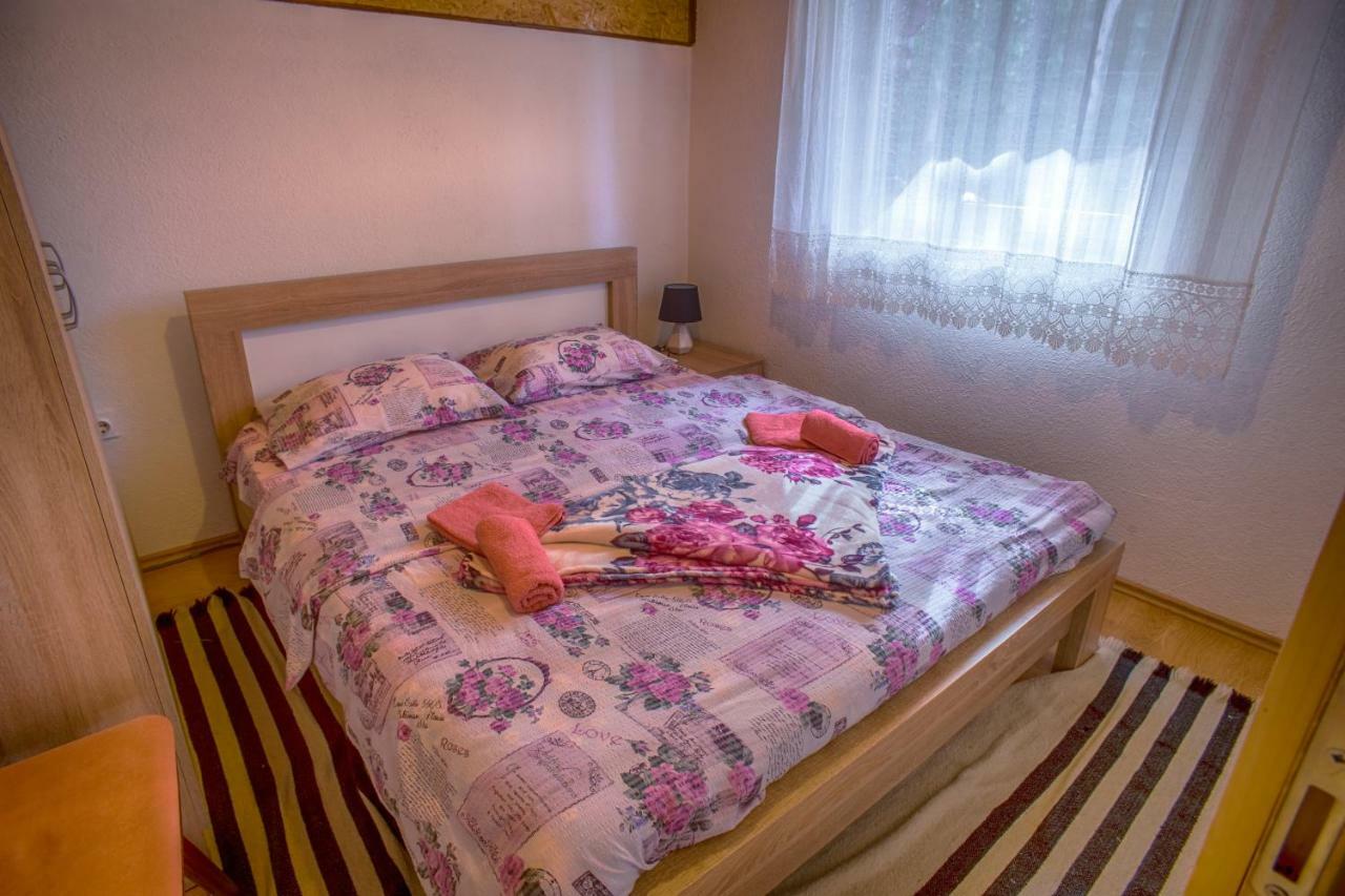 Vukovic Accommodation Žabljak Exteriör bild