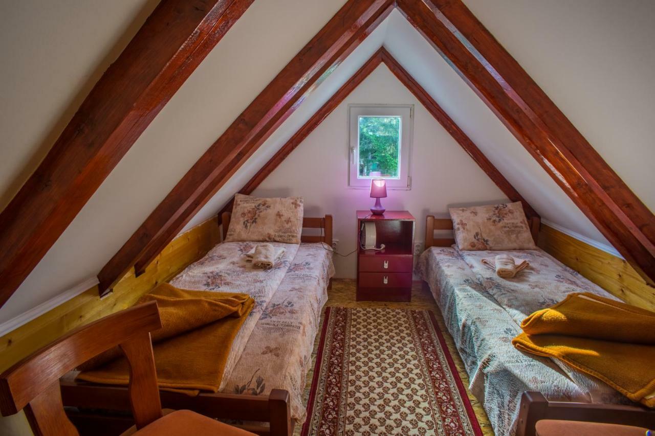 Vukovic Accommodation Žabljak Exteriör bild